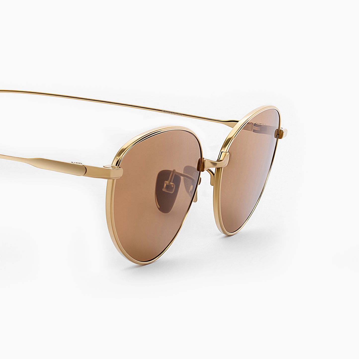 Gold/Brown