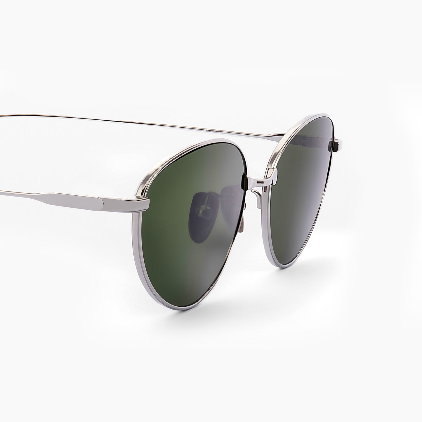 Silver/Green